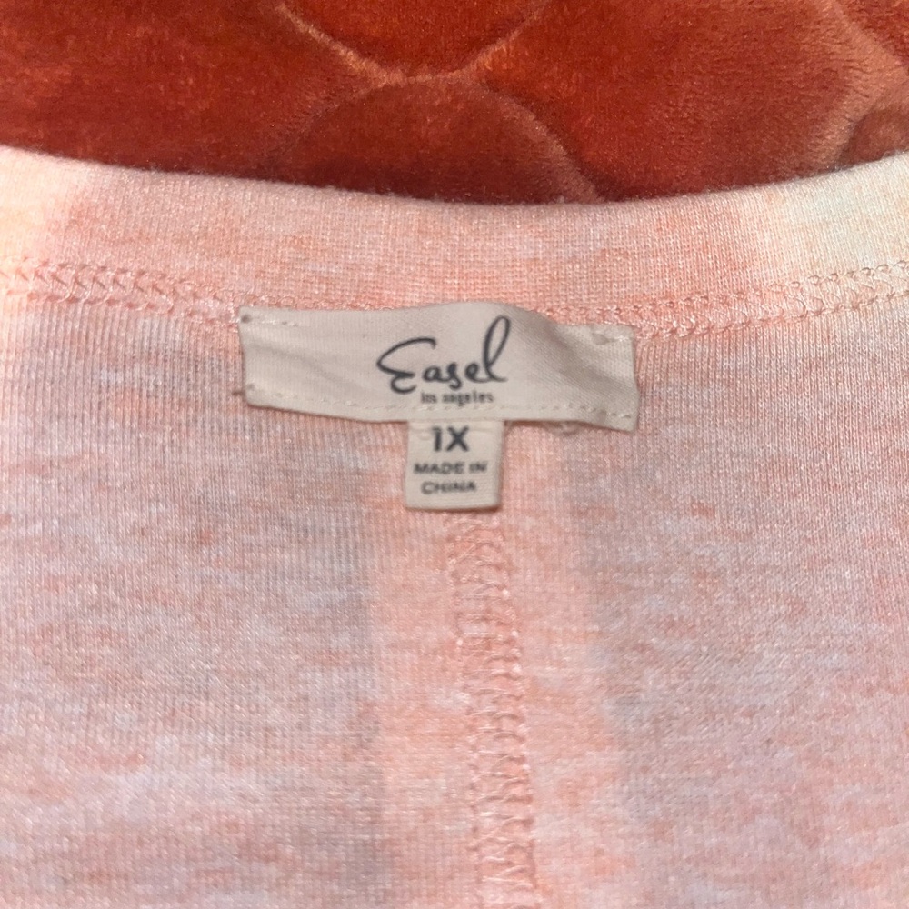 Easel Peach Floral Peace Sign Oversized Tee - Picture 4 of 4